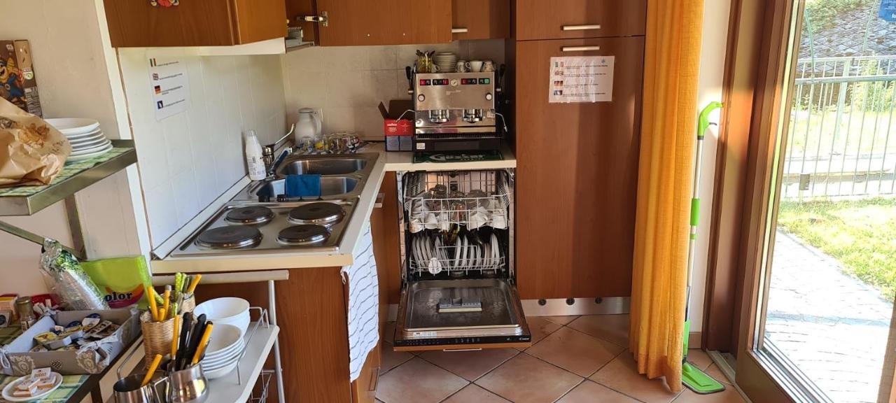 Ai Vecchi Molini Bed & Breakfast กาสเตลโล เตซิโน ภายนอก รูปภาพ