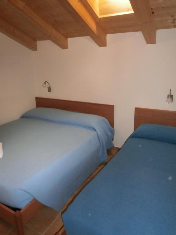 Ai Vecchi Molini Bed & Breakfast กาสเตลโล เตซิโน ห้อง รูปภาพ