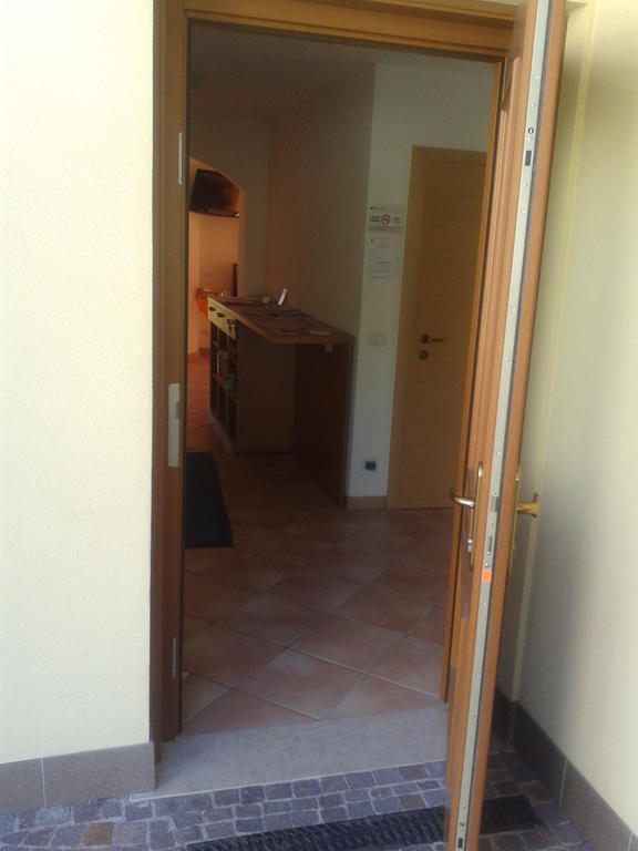 Ai Vecchi Molini Bed & Breakfast กาสเตลโล เตซิโน ภายนอก รูปภาพ
