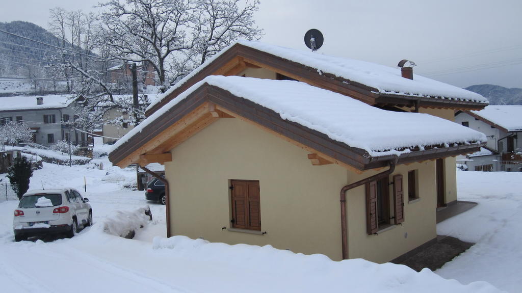 Ai Vecchi Molini Bed & Breakfast กาสเตลโล เตซิโน ภายนอก รูปภาพ