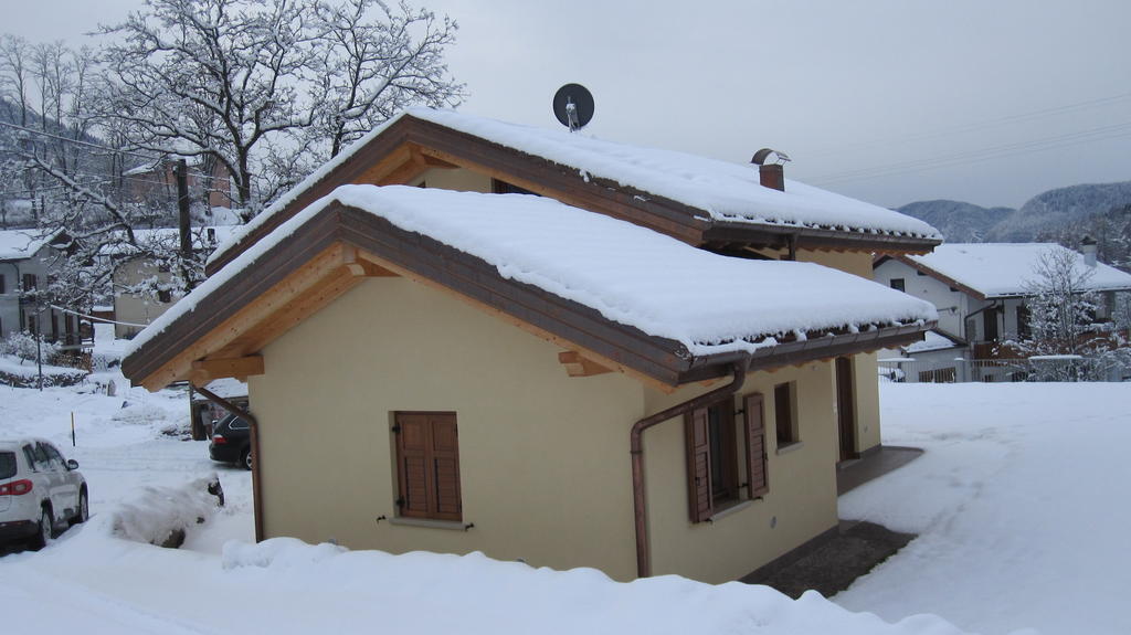 Ai Vecchi Molini Bed & Breakfast กาสเตลโล เตซิโน ภายนอก รูปภาพ